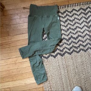 Free people movement high rise 7/8 good karma leggings